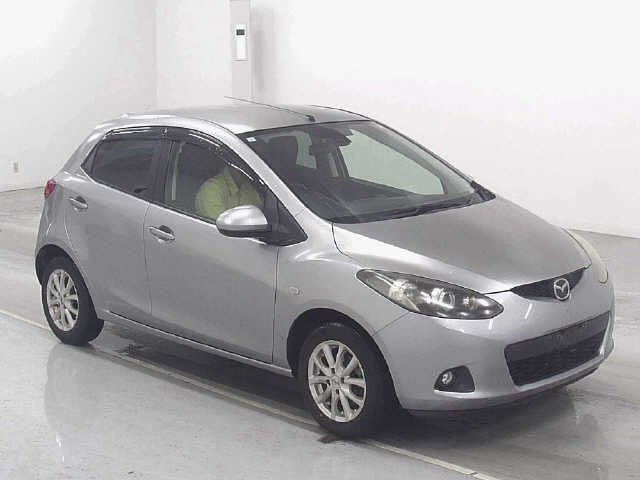 MAZDA DEMIO 2011
