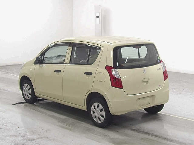 SUZUKI ALTO 2013