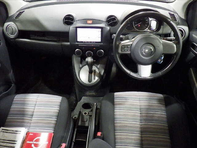 MAZDA DEMIO 2012