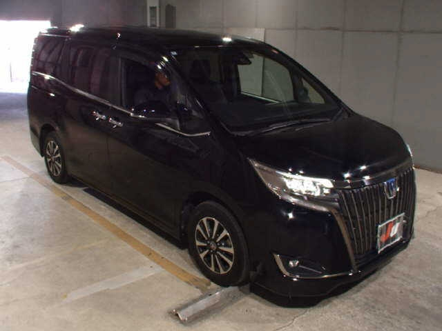 TOYOTA ESQUIRE 2020