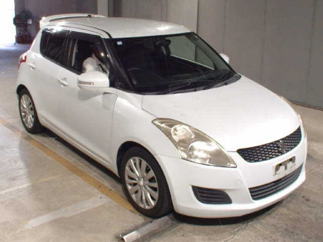 SUZUKI SWIFT 2011