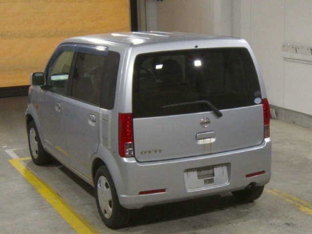 NISSAN OTTI 2010