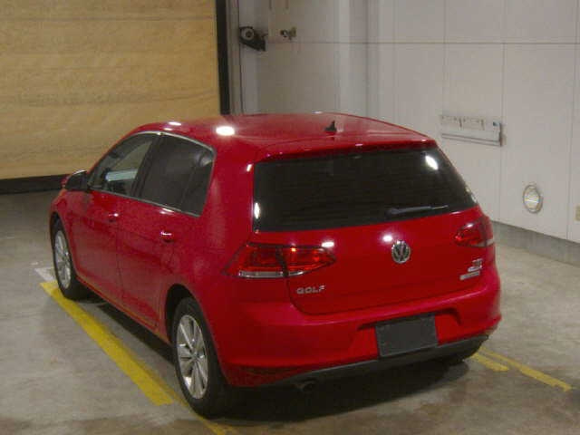 VOLKSWAGEN GOLF 2014