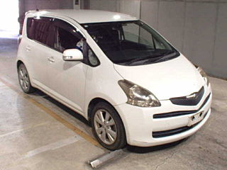 TOYOTA RACTIS 2010