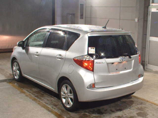 TOYOTA RACTIS 2010