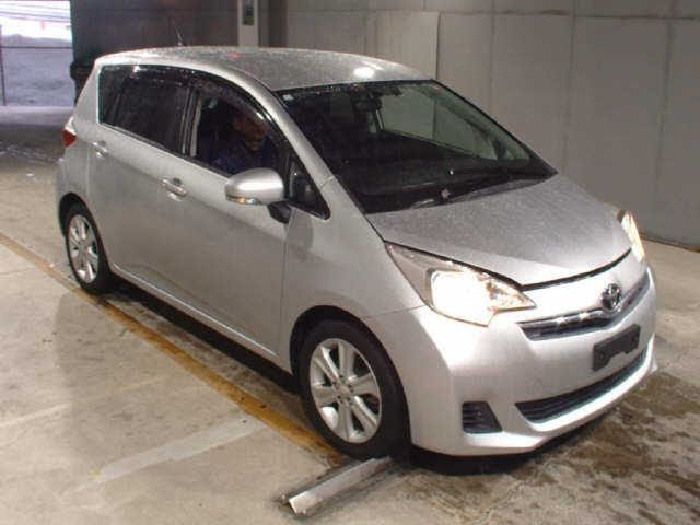 TOYOTA RACTIS 2010