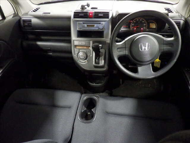HONDA ZEST 2008