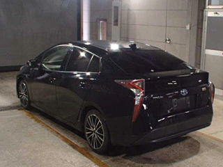 TOYOTA PRIUS 2016