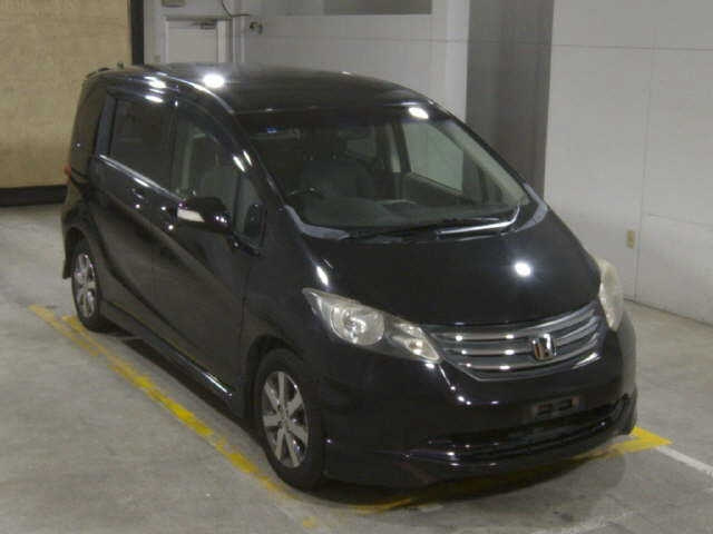 HONDA FREED 2009