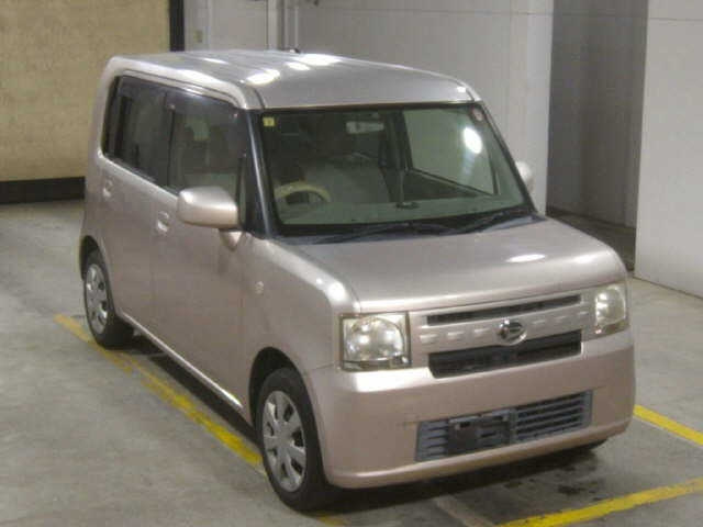 DAIHATSU MOVE CONTE 2012