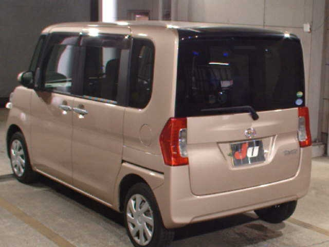 DAIHATSU TANTO 2018