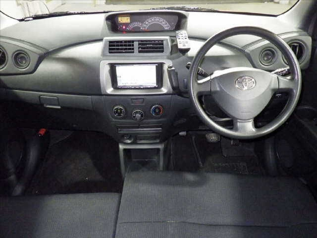 TOYOTA BB 2009
