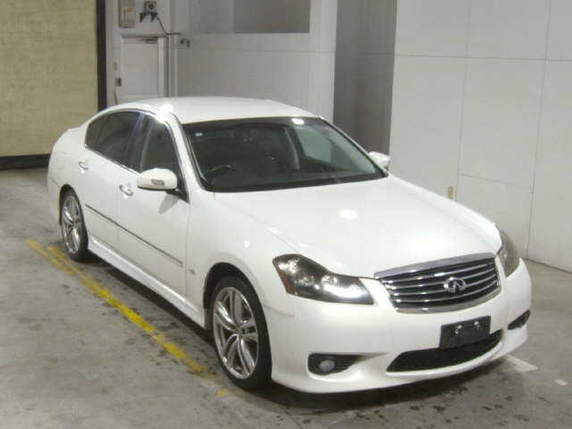 NISSAN FUGA 2008