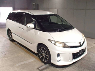 TOYOTA ESTIMA 2013