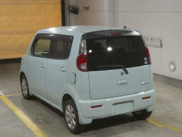 SUZUKI MRWAGON 2011