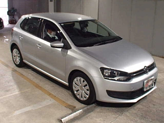 VOLKSWAGEN POLO 2011