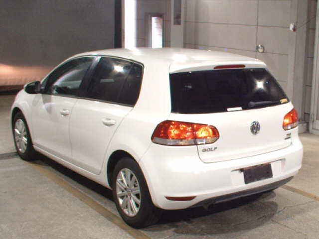 VOLKSWAGEN GOLF 2012