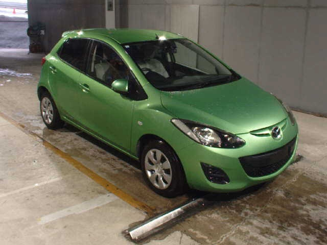 MAZDA DEMIO 2013