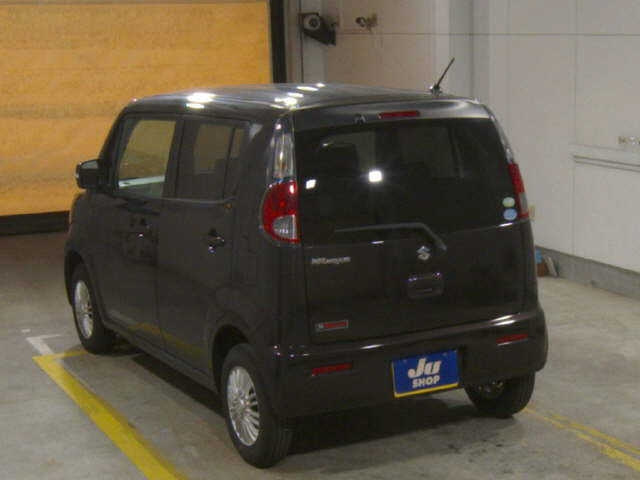 SUZUKI MRWAGON 2011