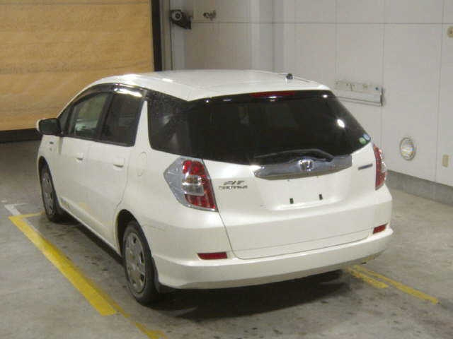 HONDA FIT SHUTTLE 2014
