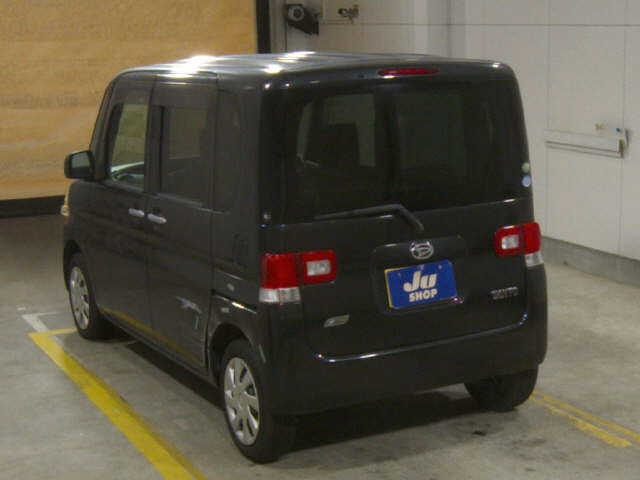 DAIHATSU TANTO 2013