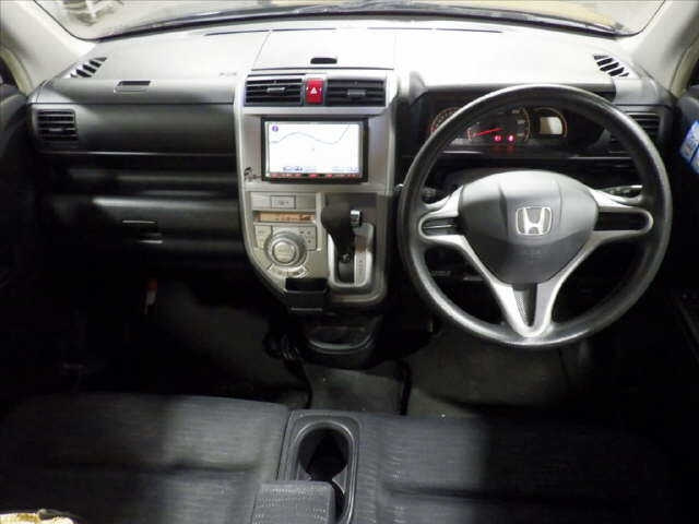 HONDA ZEST 2009