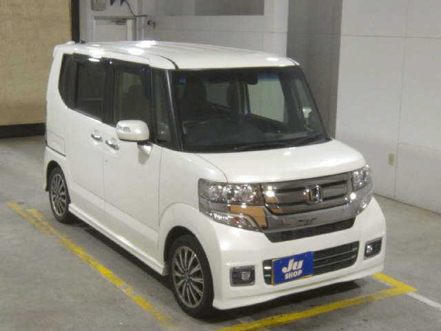 HONDA N BOX 2015