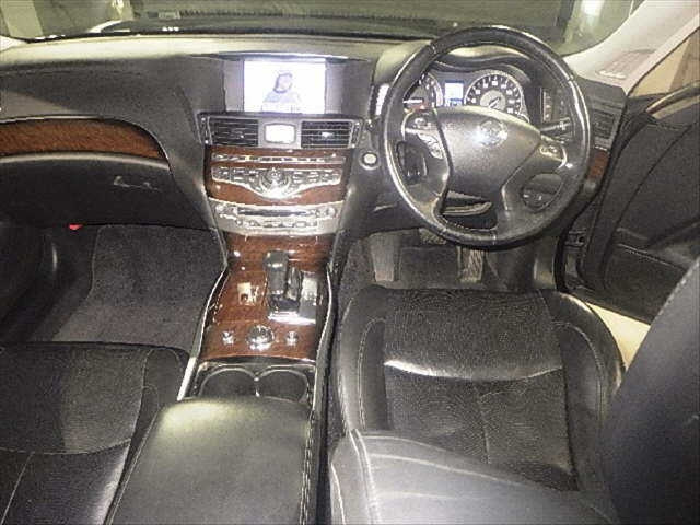 NISSAN FUGA 2012