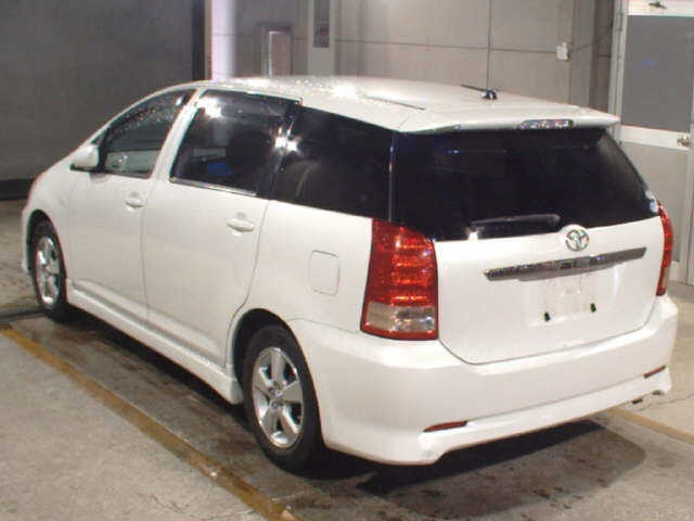 TOYOTA WISH 2008
