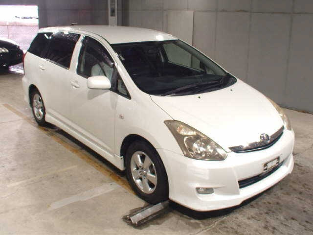 TOYOTA WISH 2008