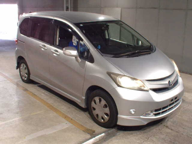 HONDA FREED 2008