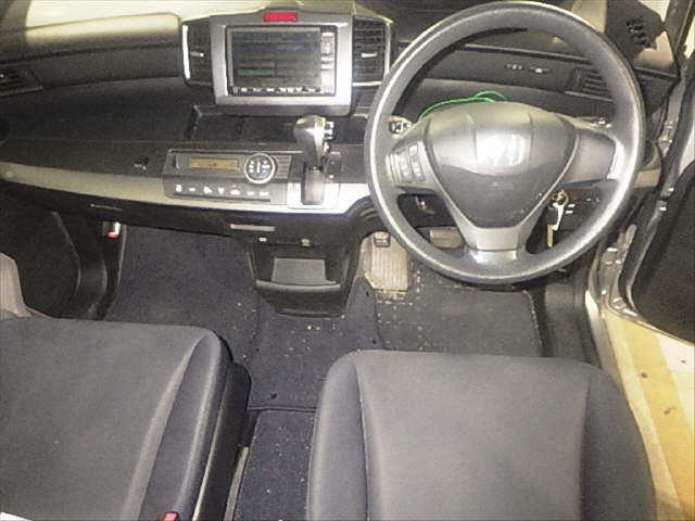 HONDA FREED 2008
