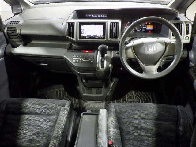 HONDA STEP WAGON 2012