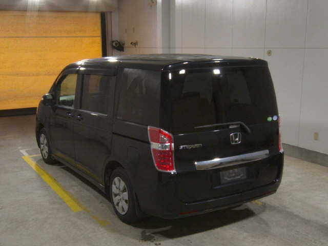 HONDA STEP WAGON 2012