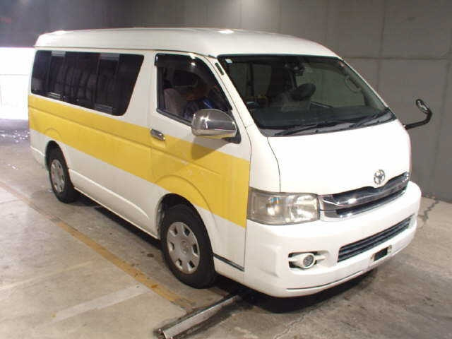 TOYOTA HIACE 2008