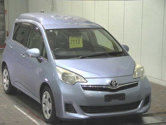 TOYOTA RACTIS 2010
