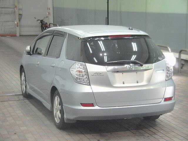 HONDA FIT SHUTTLE 2011