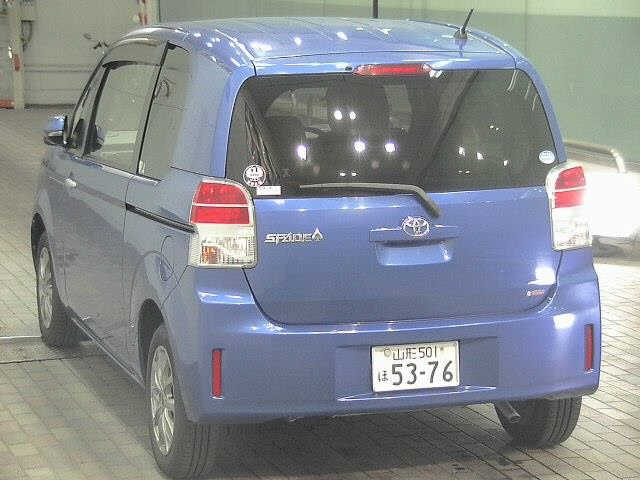 TOYOTA SPADE 2018