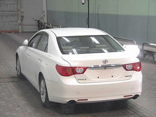 TOYOTA MARK X 2010