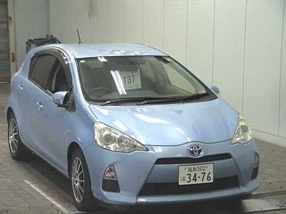 TOYOTA AQUA 2012