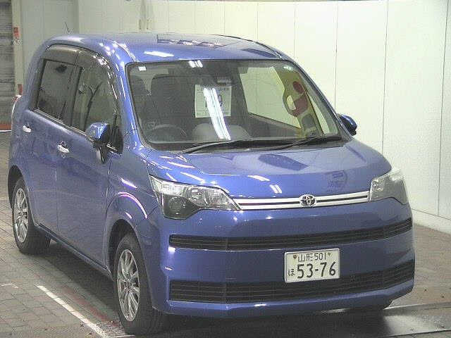 TOYOTA SPADE 2018
