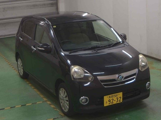 DAIHATSU MIRA E S 2012