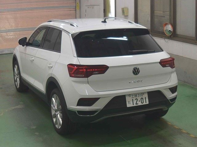 VOLKSWAGEN T-ROC 2021