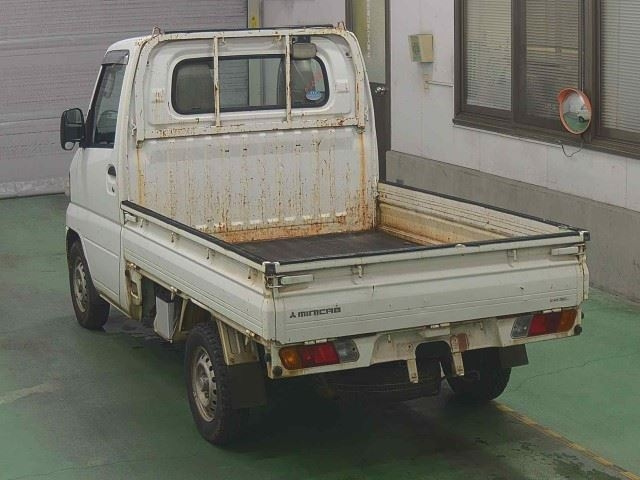 MITSUBISHI MINICAB TRUCK 2013