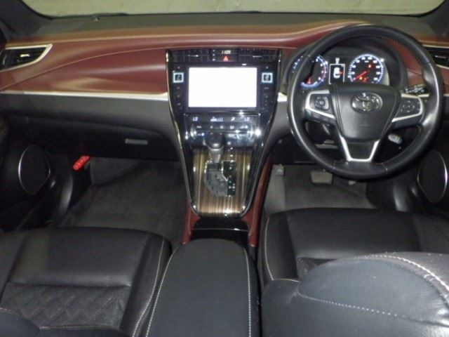 TOYOTA HARRIER 2014