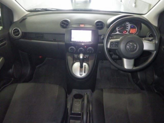 MAZDA DEMIO 2014