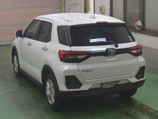 TOYOTA RAIZE 2020