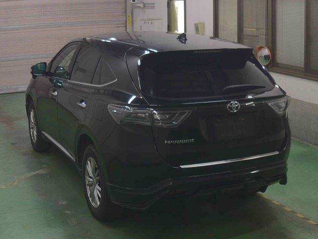 TOYOTA HARRIER 2014