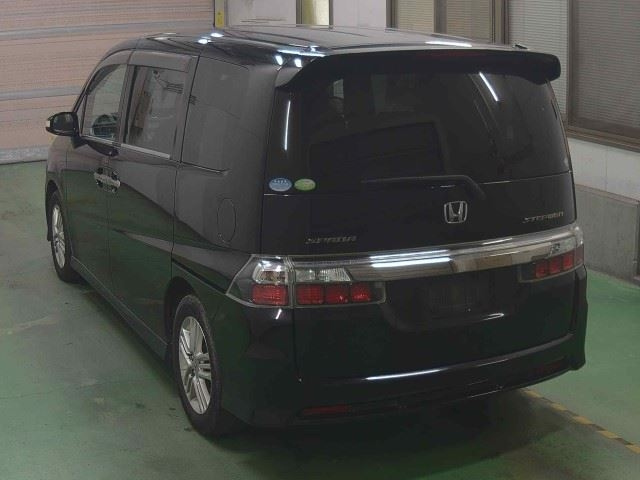 HONDA STEP WAGON 2009