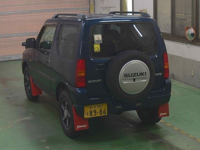 SUZUKI JIMNY 2011